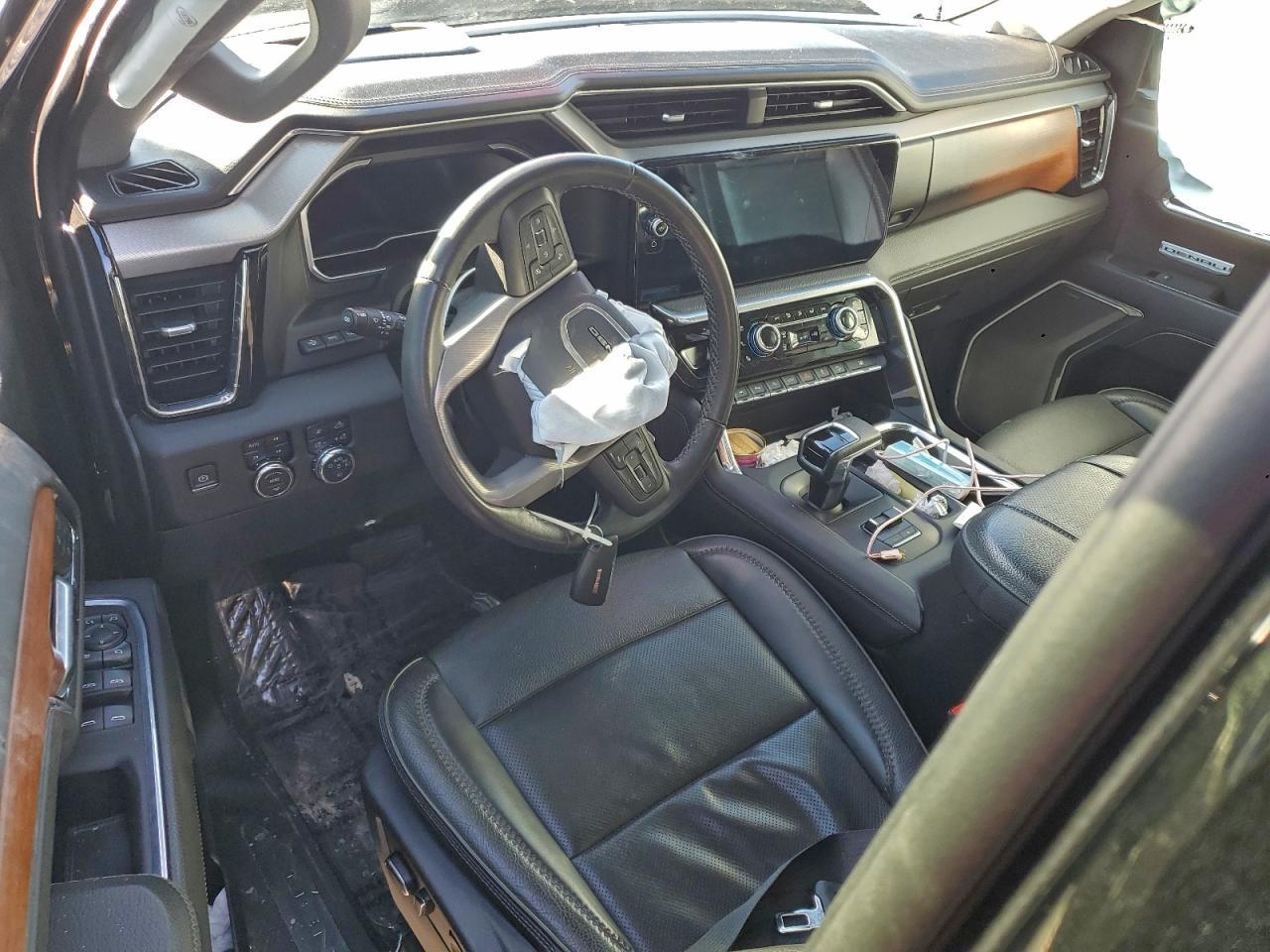 2023 GMC Sierra