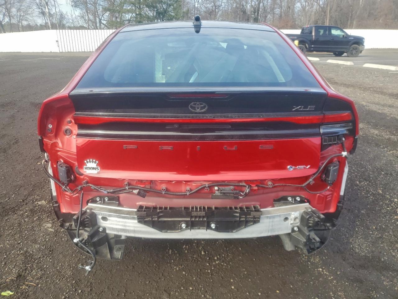2024 TOYOTA PRIUS