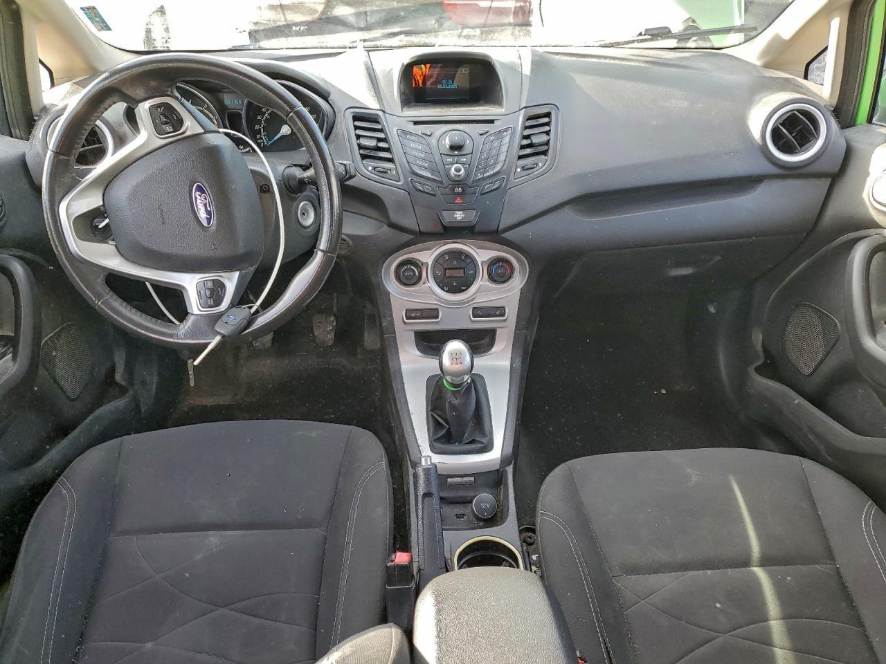 2014 FORD Fiesta