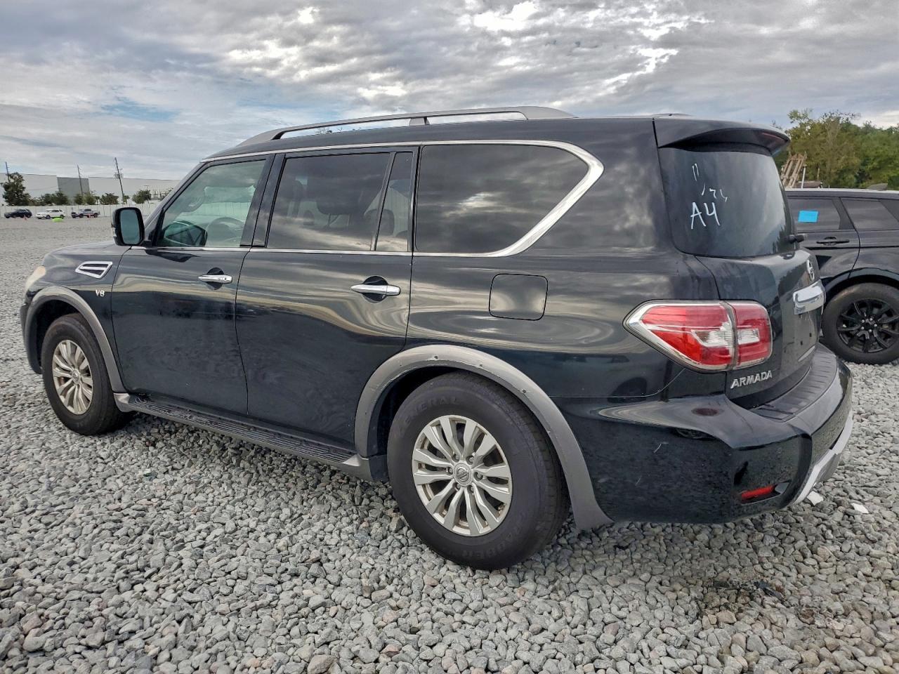 2017 NISSAN Armada
