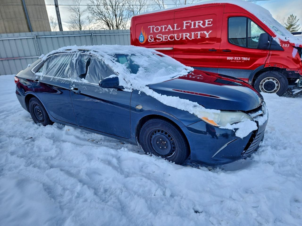 2015 TOYOTA CAMRY