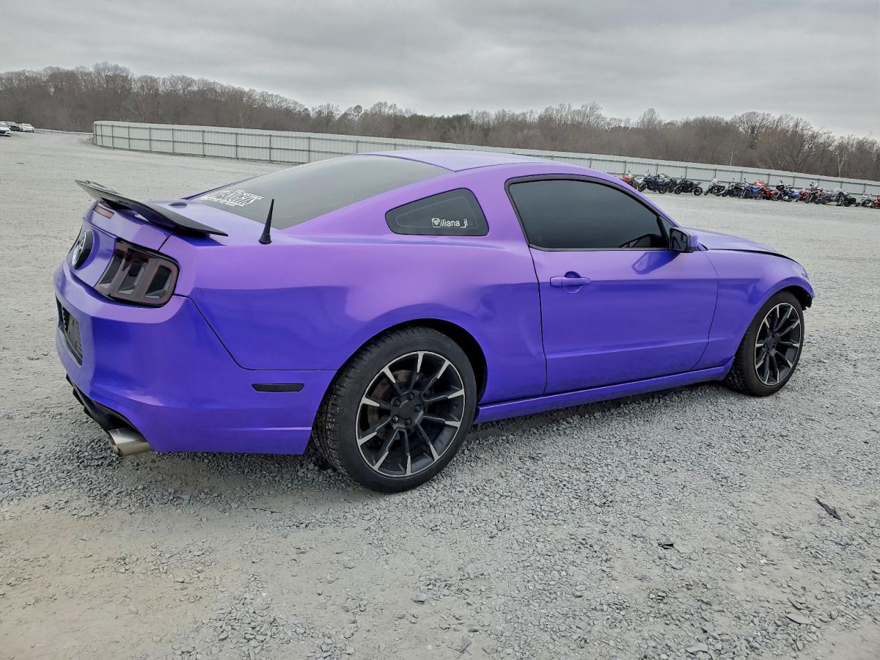 2013 FORD MUSTANG