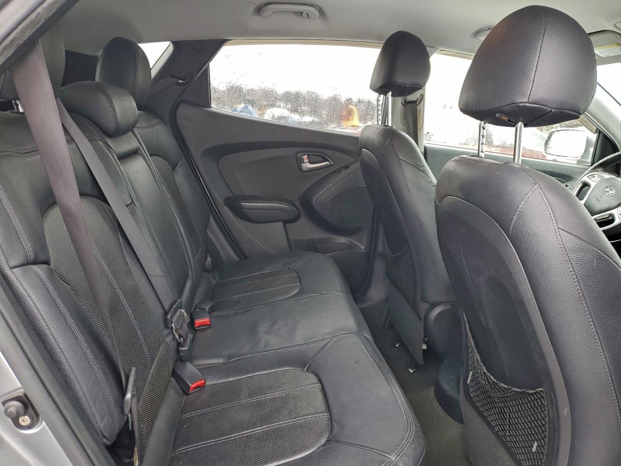 2012 HYUNDAI TUCSON