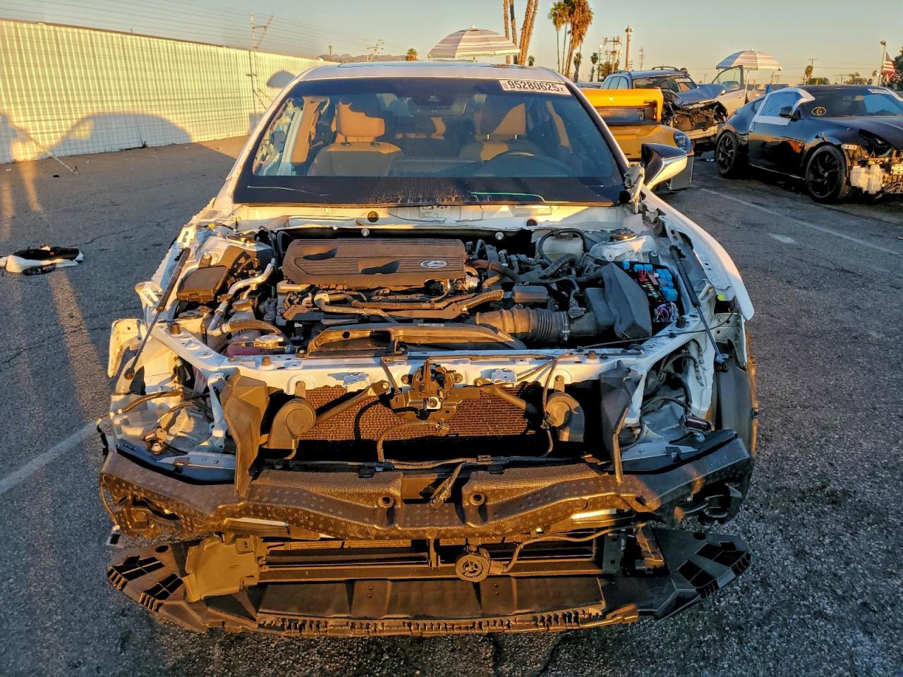 2022 LEXUS ES 300H