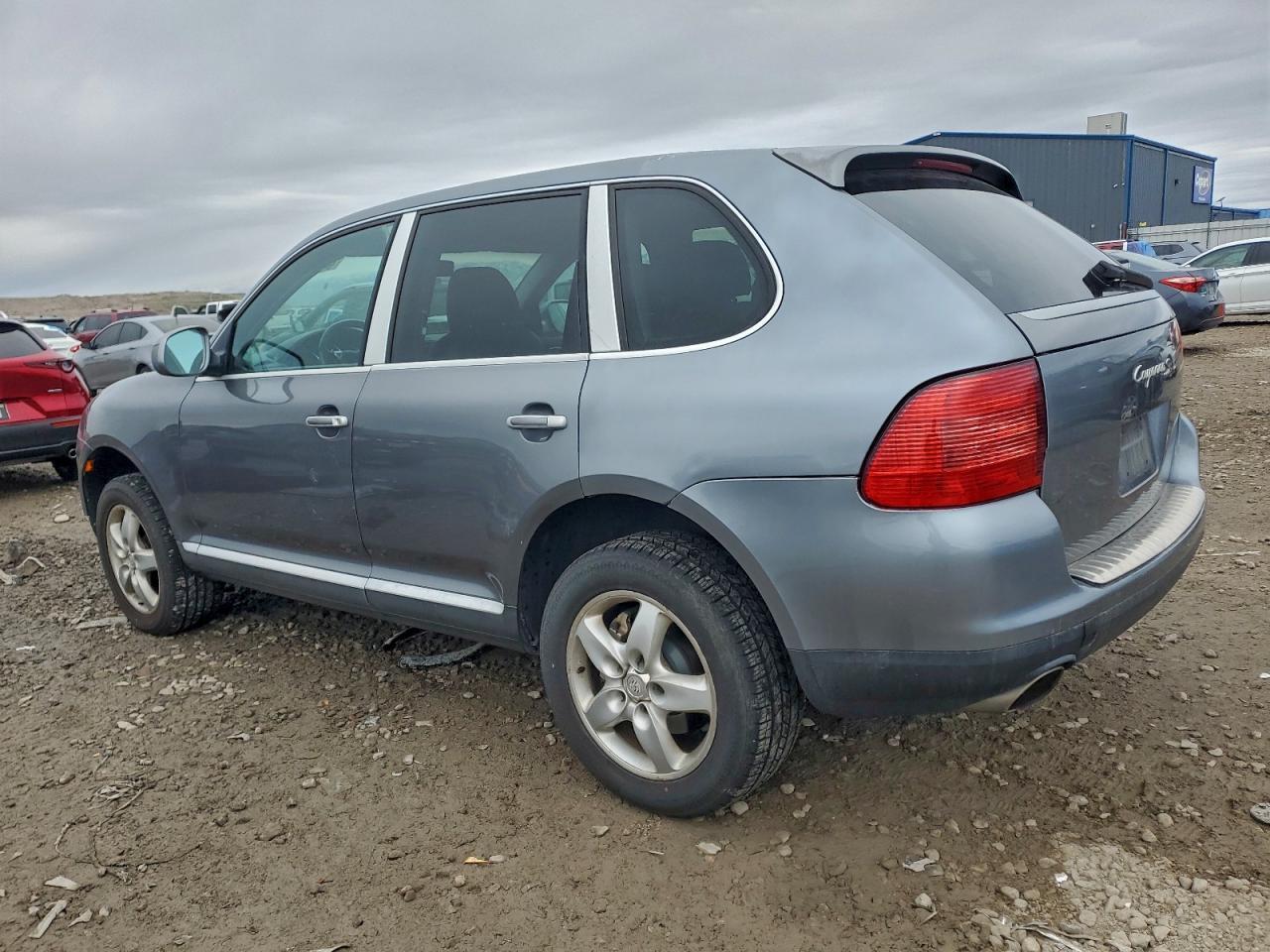 2004 PORSCHE CAYENNE