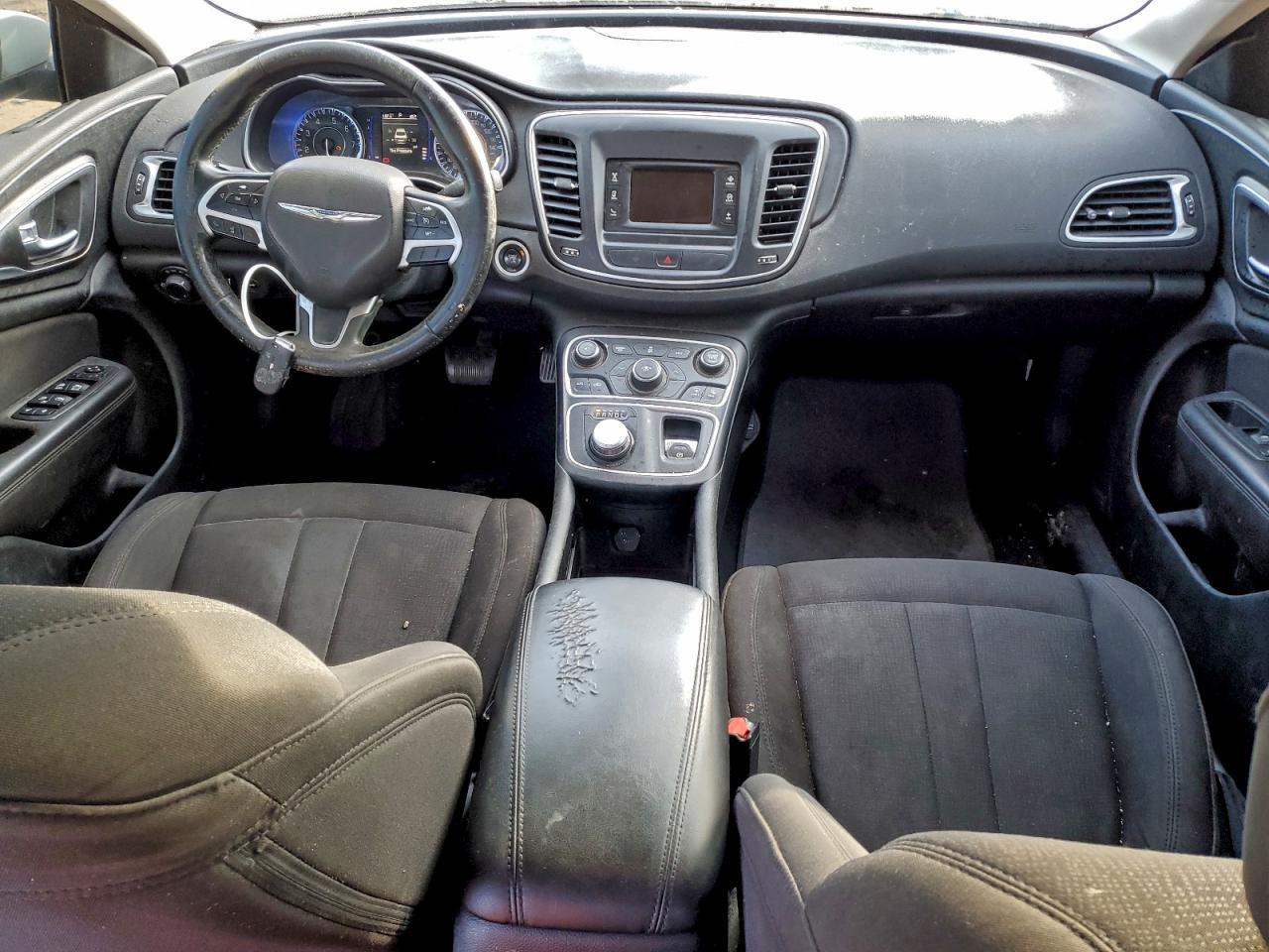 2015 CHRYSLER 200