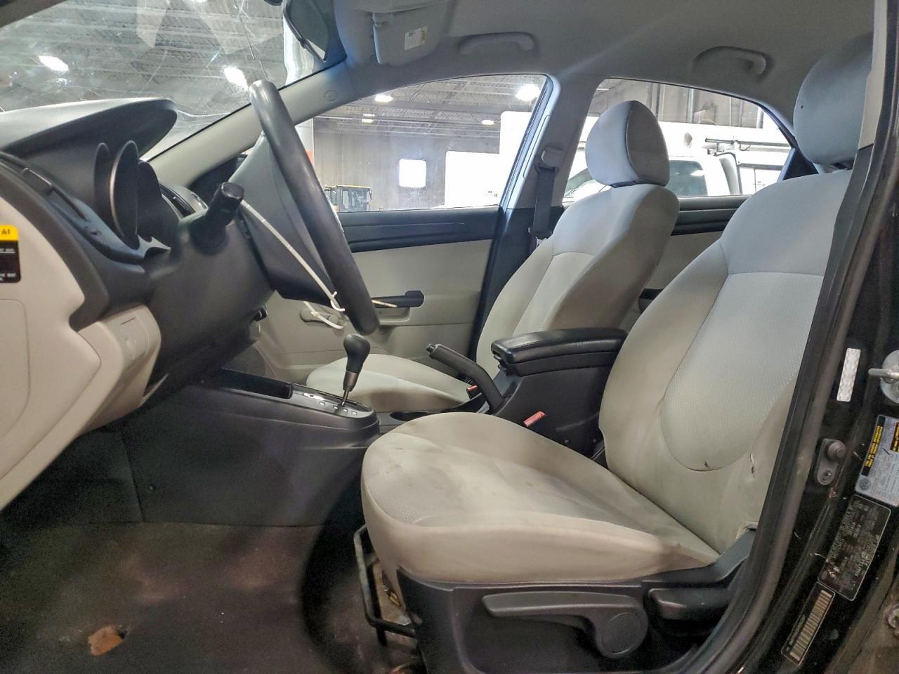 2010 KIA FORTE