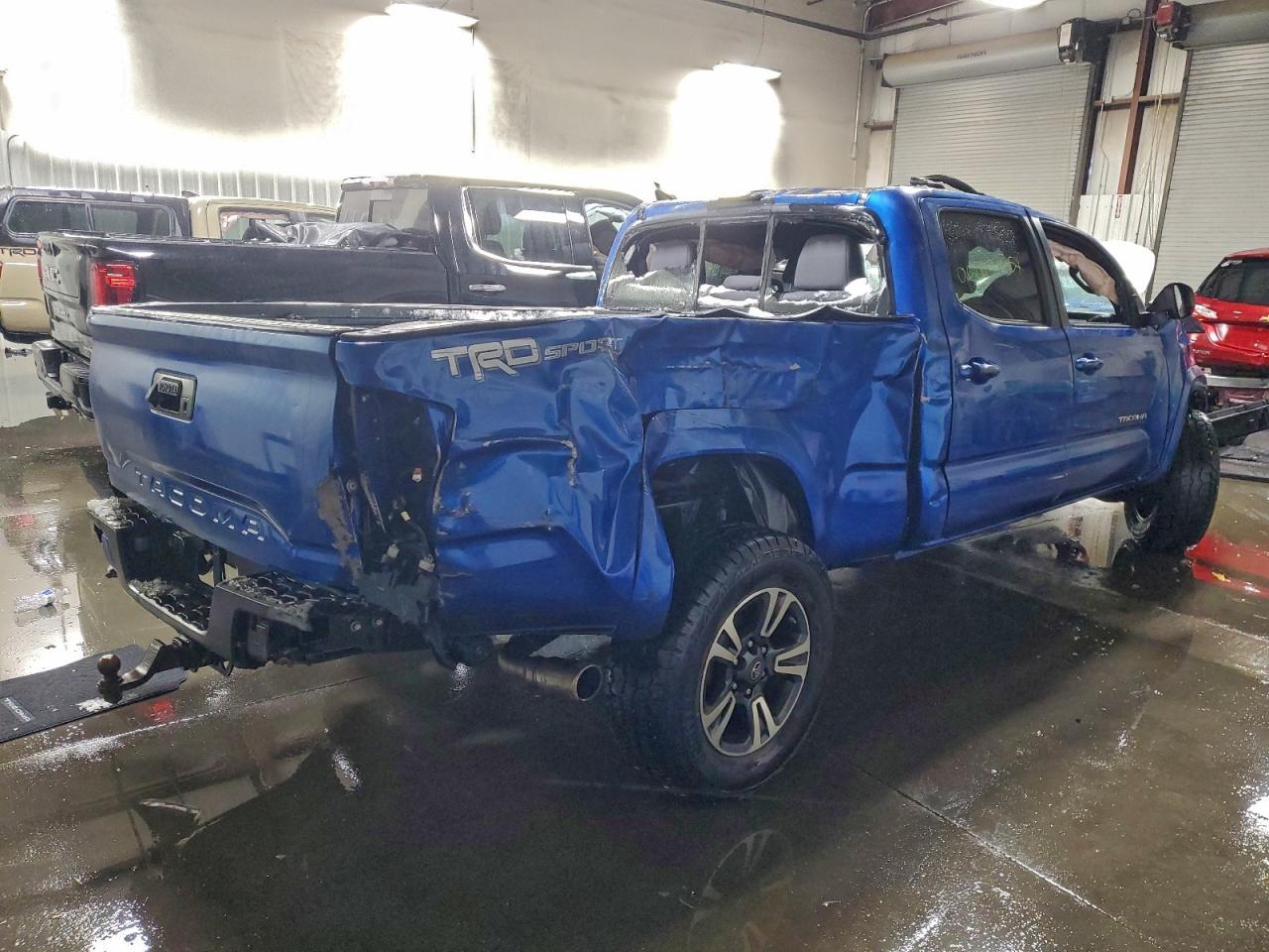 2016 TOYOTA TACOMA