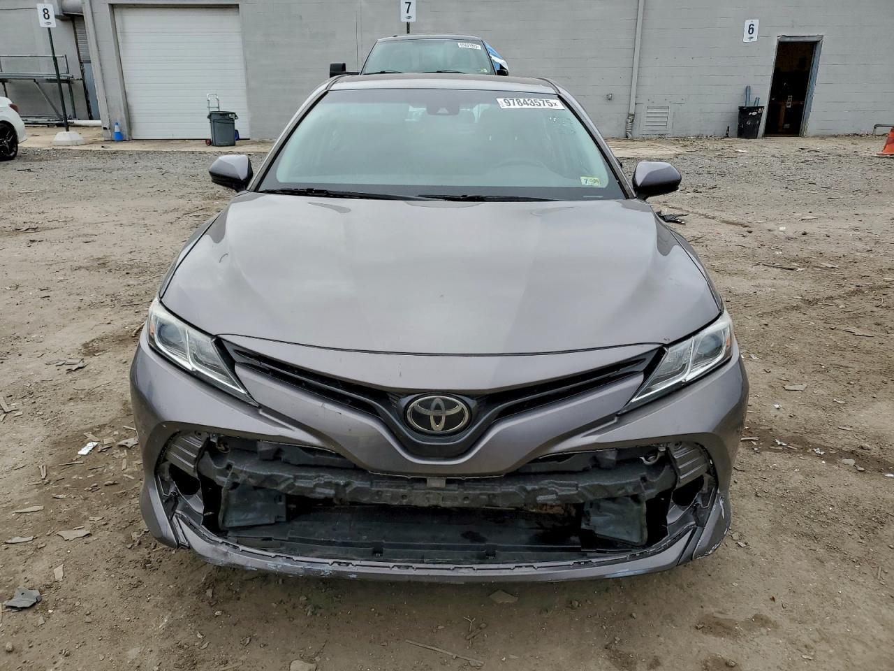 2018 TOYOTA CAMRY