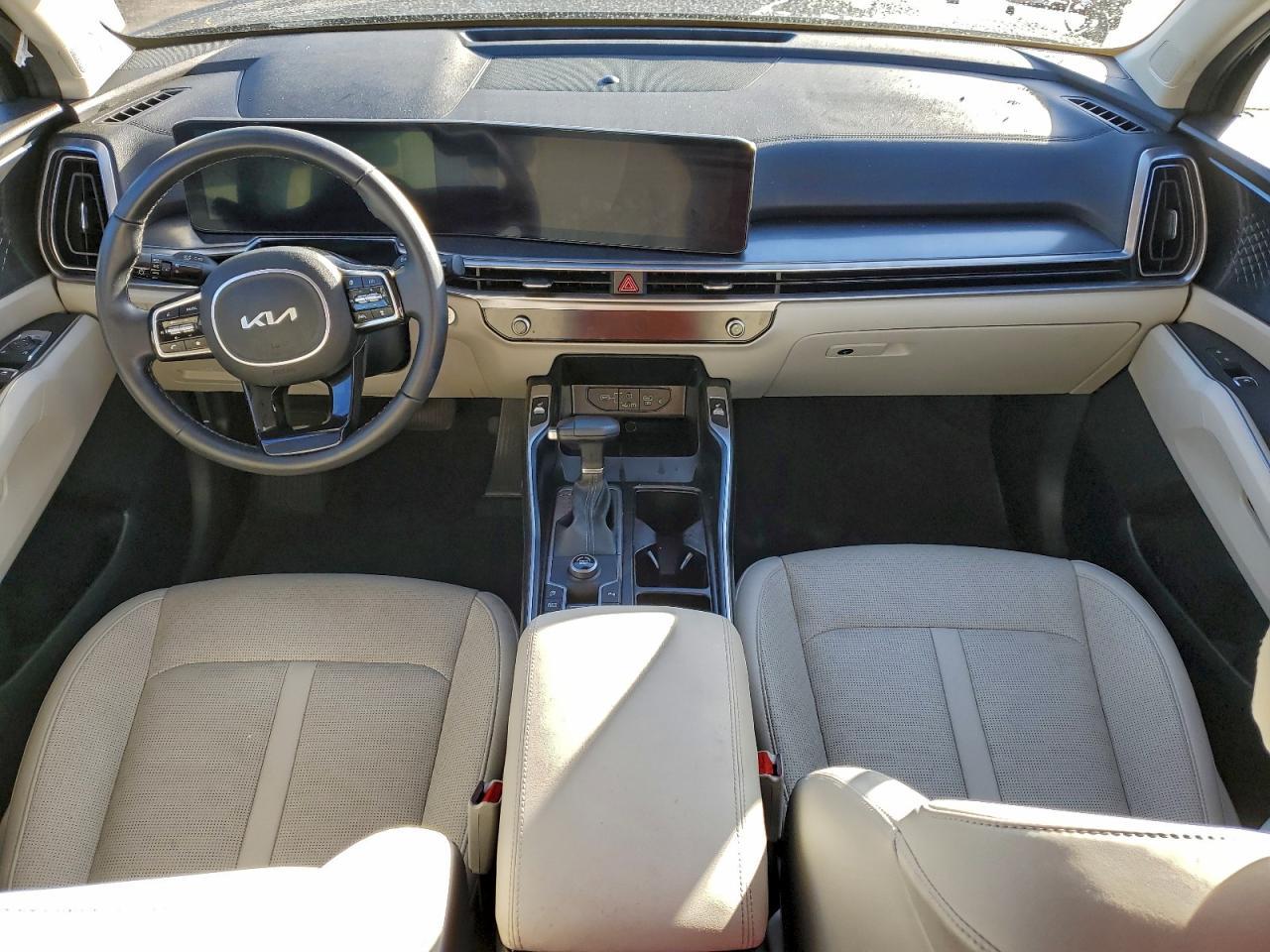 2025 KIA SORENTO