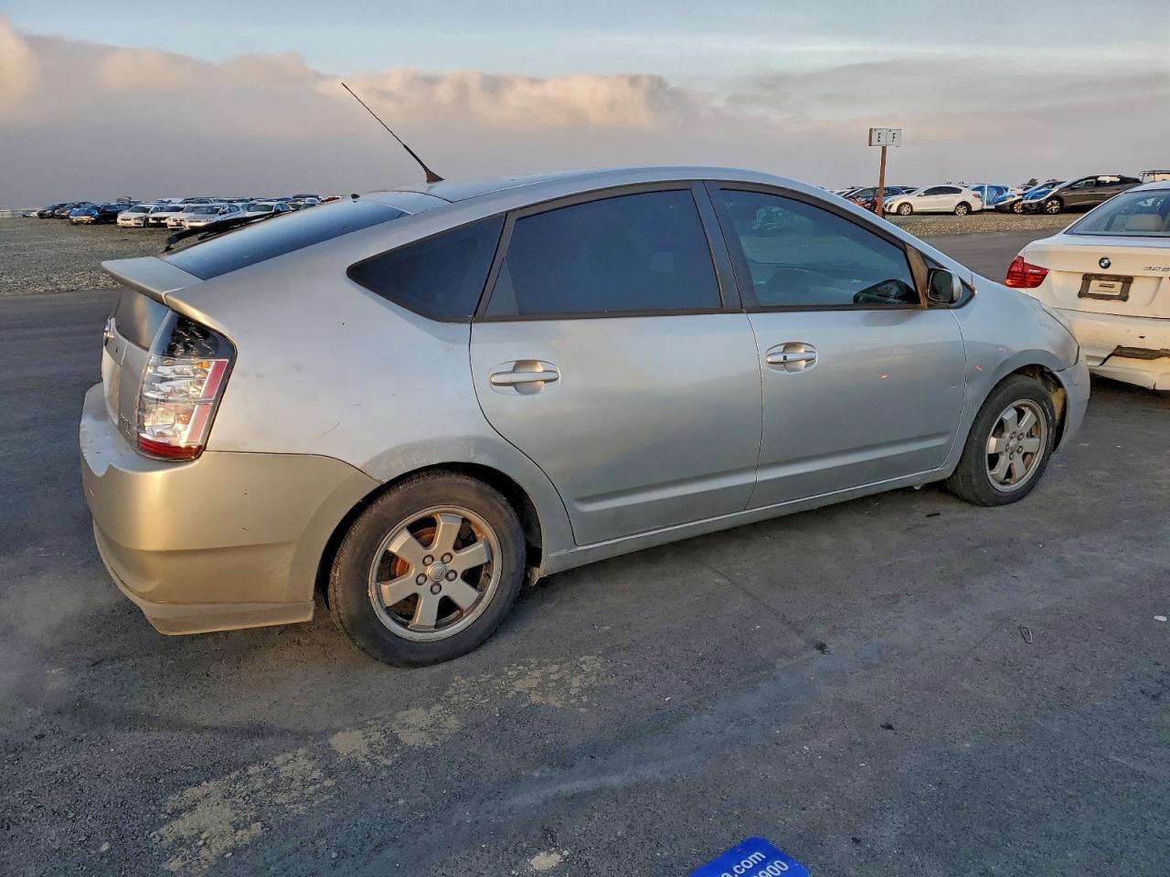 2005 TOYOTA PRIUS