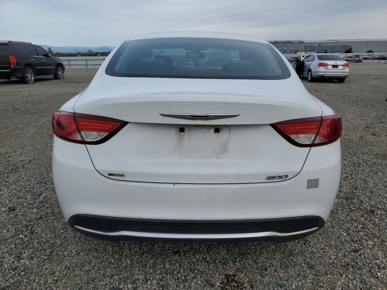2015 CHRYSLER 200