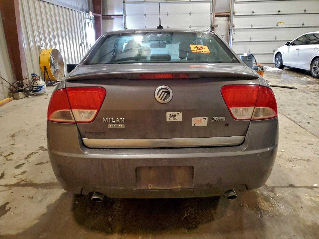 2010 MERCURY Milan