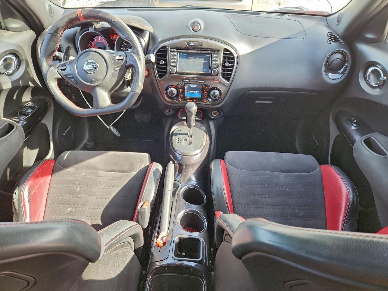 2015 NISSAN Juke