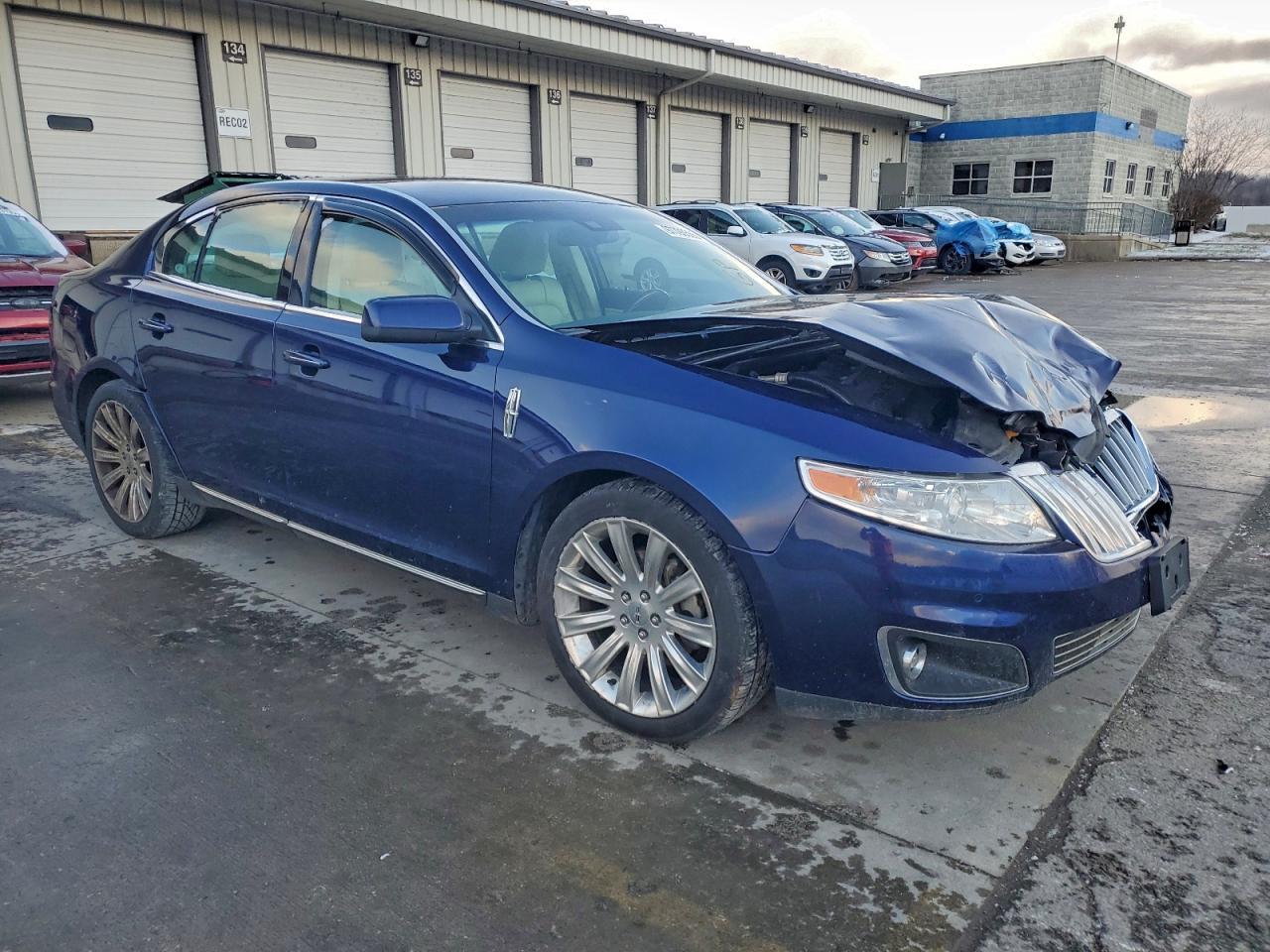 2011 LINCOLN MKS