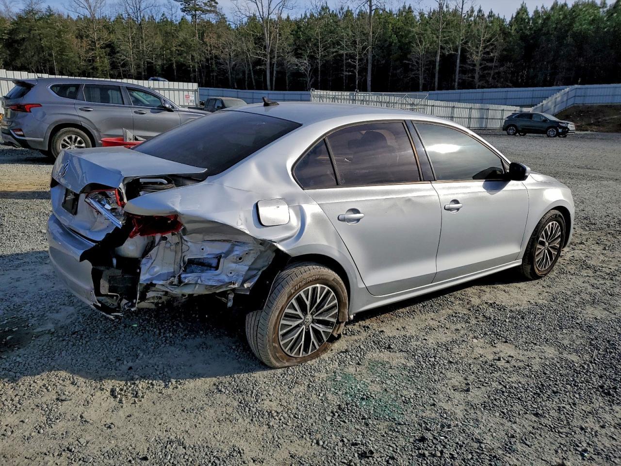 2012 VOLKSWAGEN JETTA