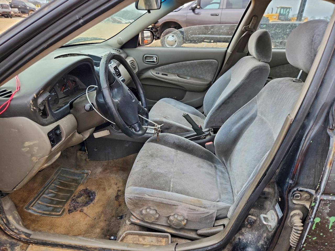 2002 NISSAN SENTRA