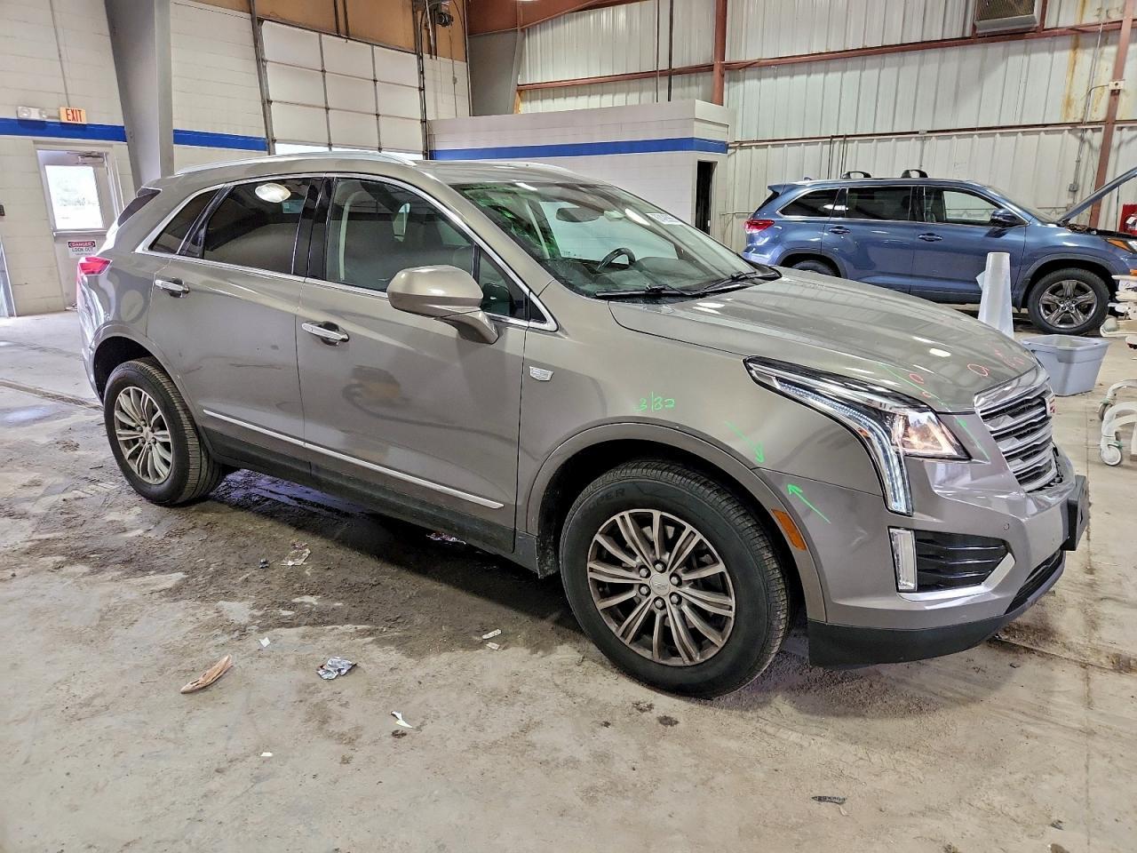 2019 CADILLAC XT5