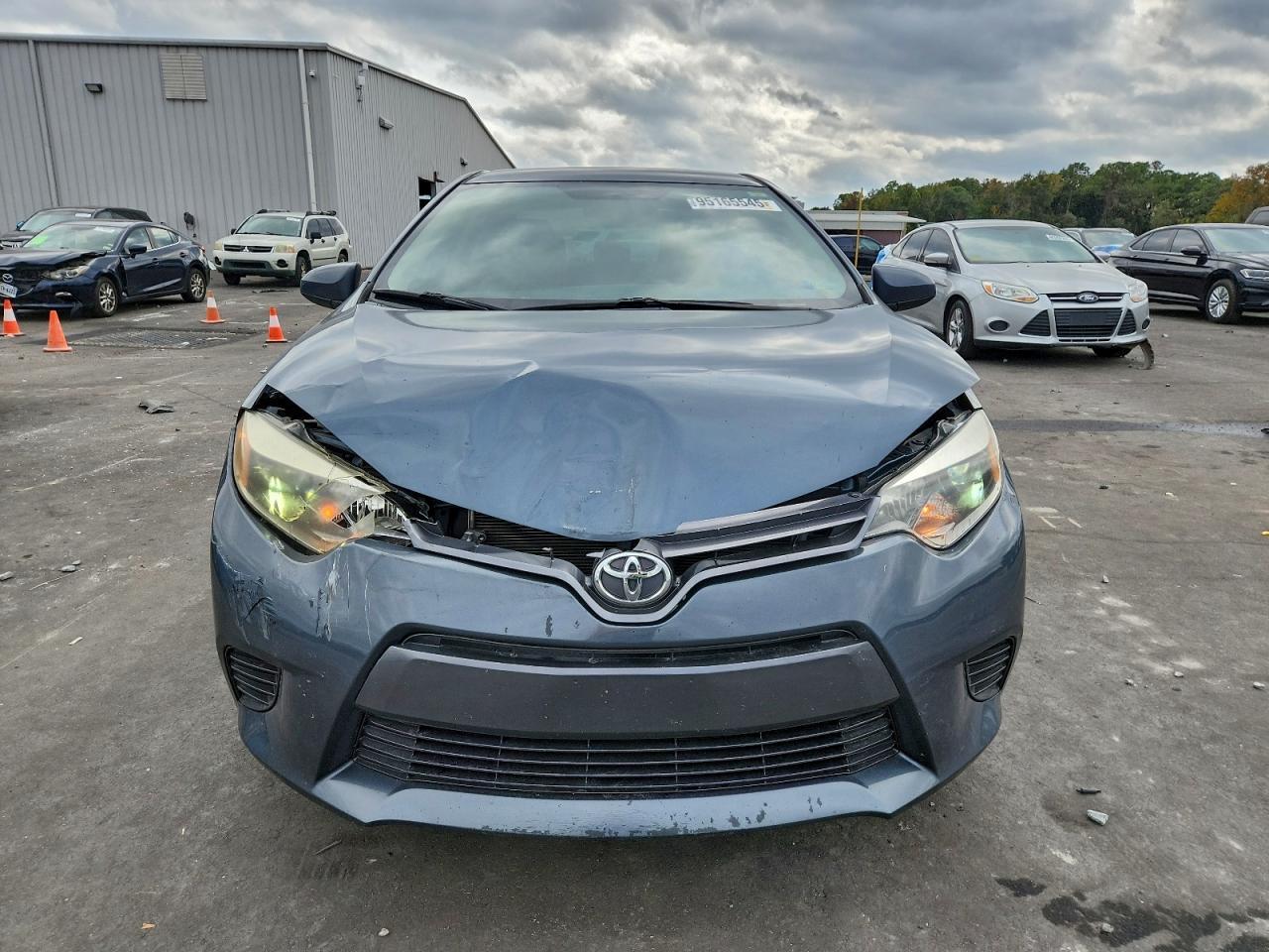 2015 TOYOTA COROLLA
