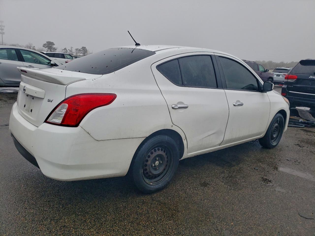 2018 NISSAN VERSA
