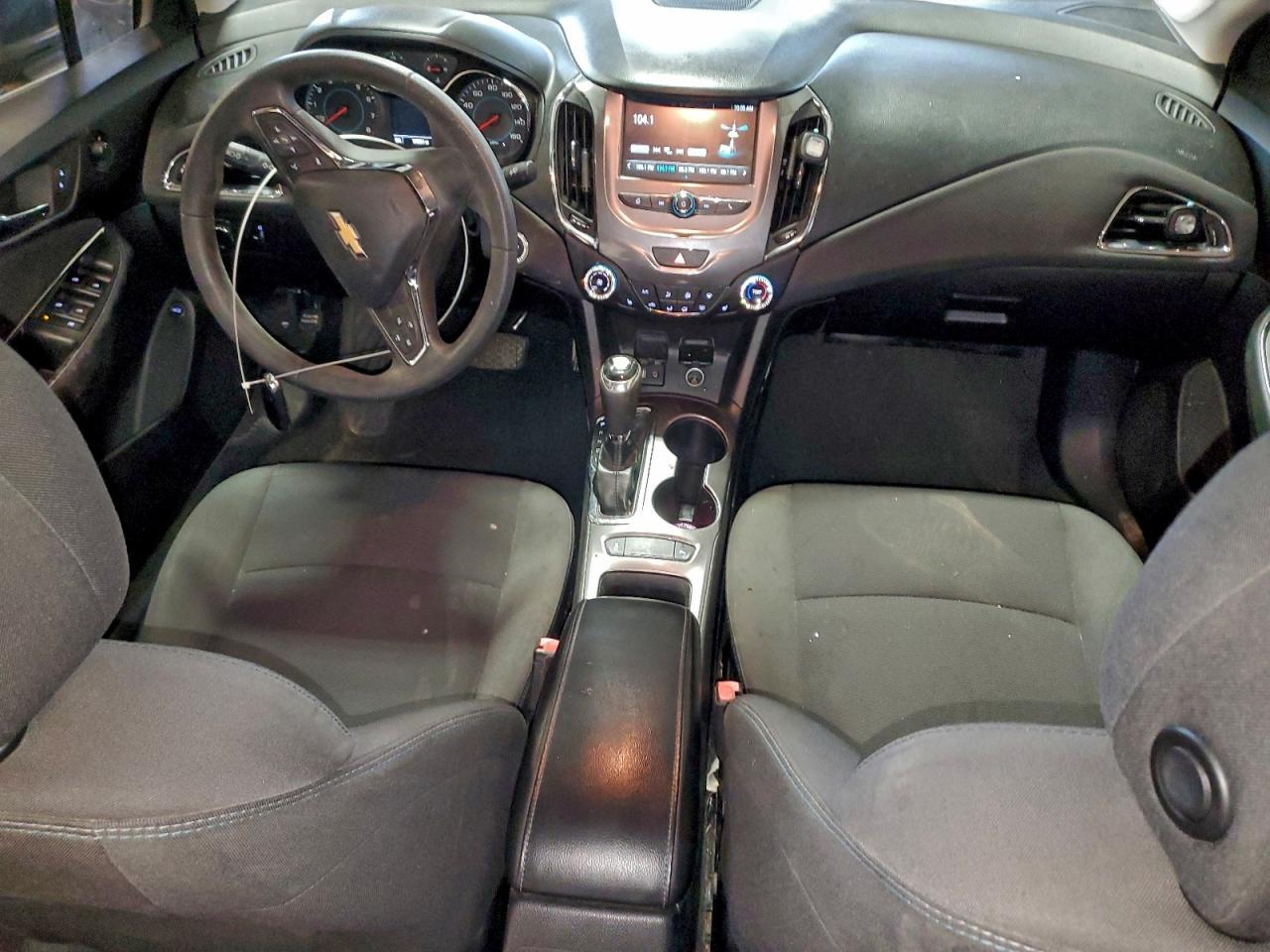 2016 CHEVROLET CRUZE