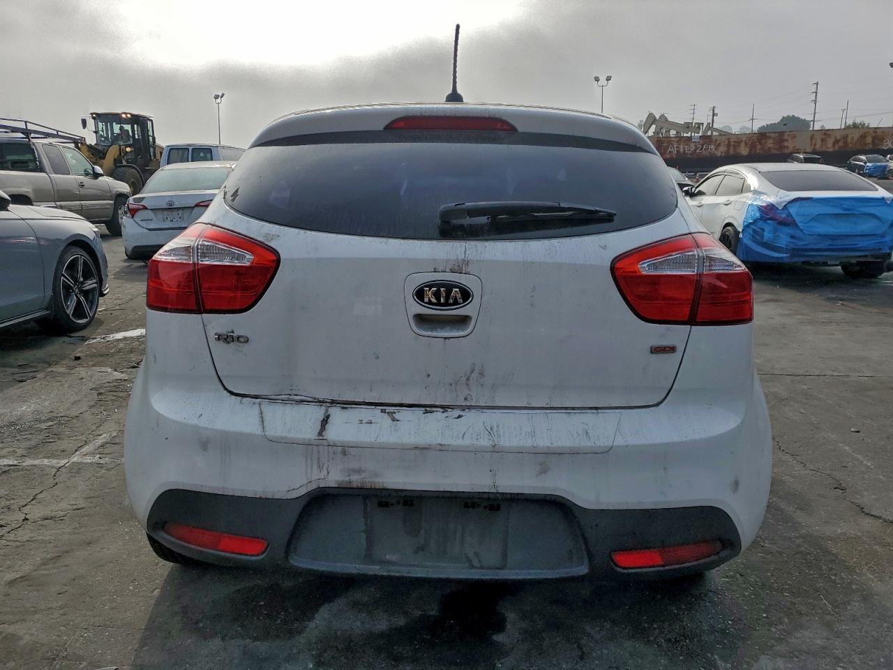 2013 KIA RIO