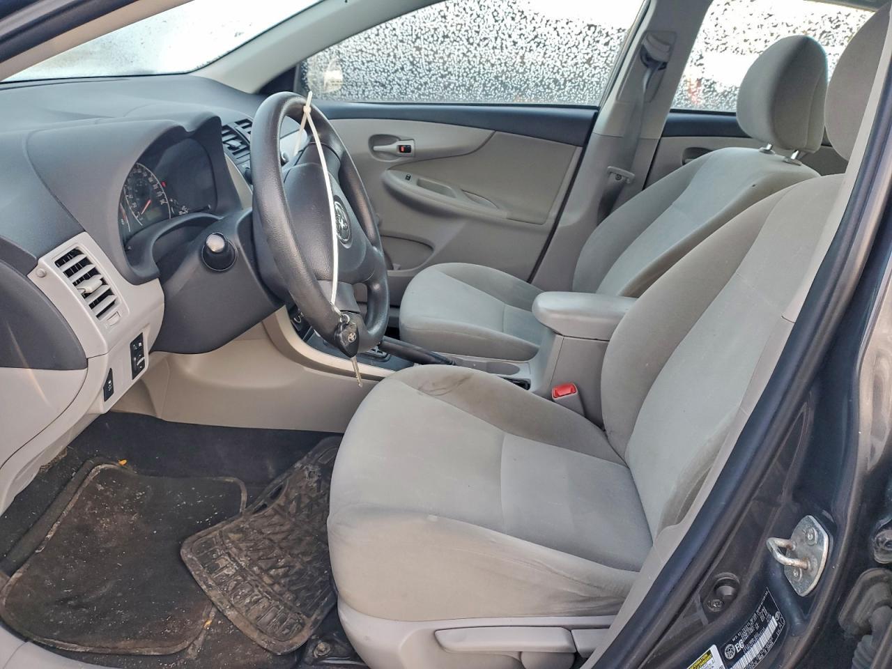 2011 TOYOTA COROLLA