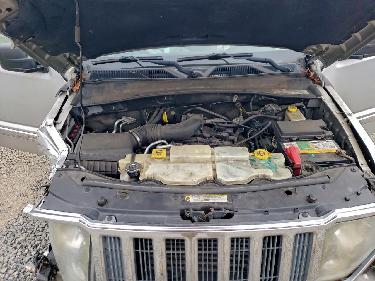 2012 JEEP Liberty