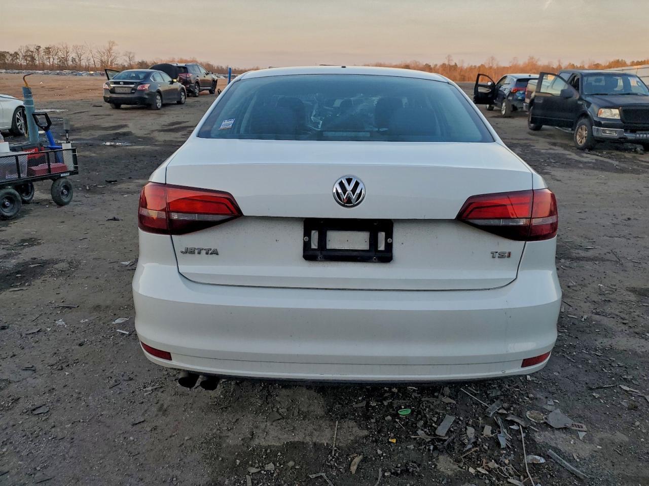 2017 VOLKSWAGEN JETTA