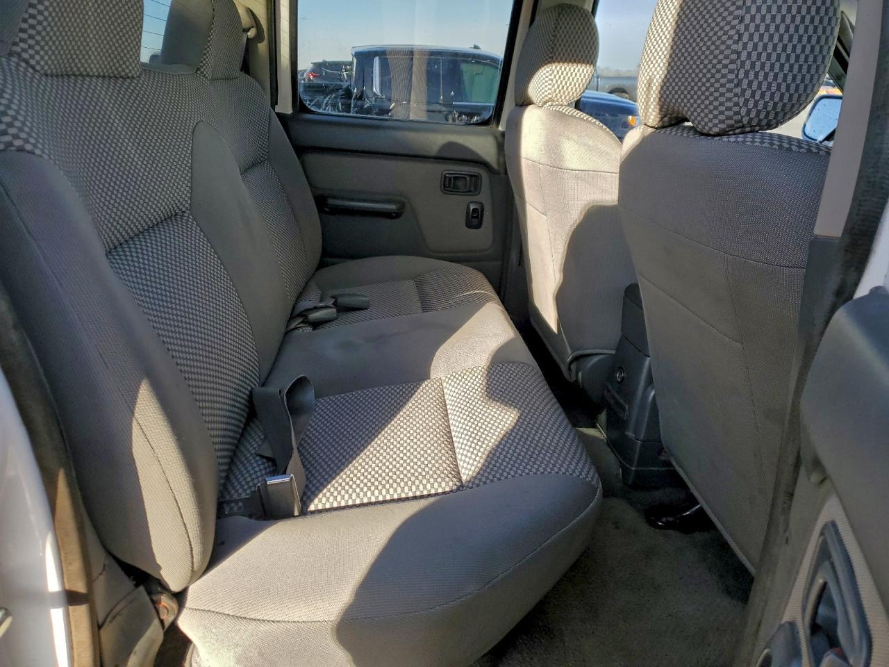 2002 NISSAN Frontier