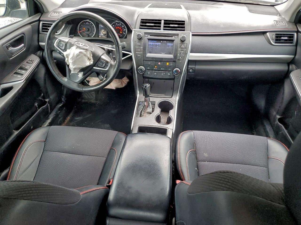 2017 TOYOTA CAMRY