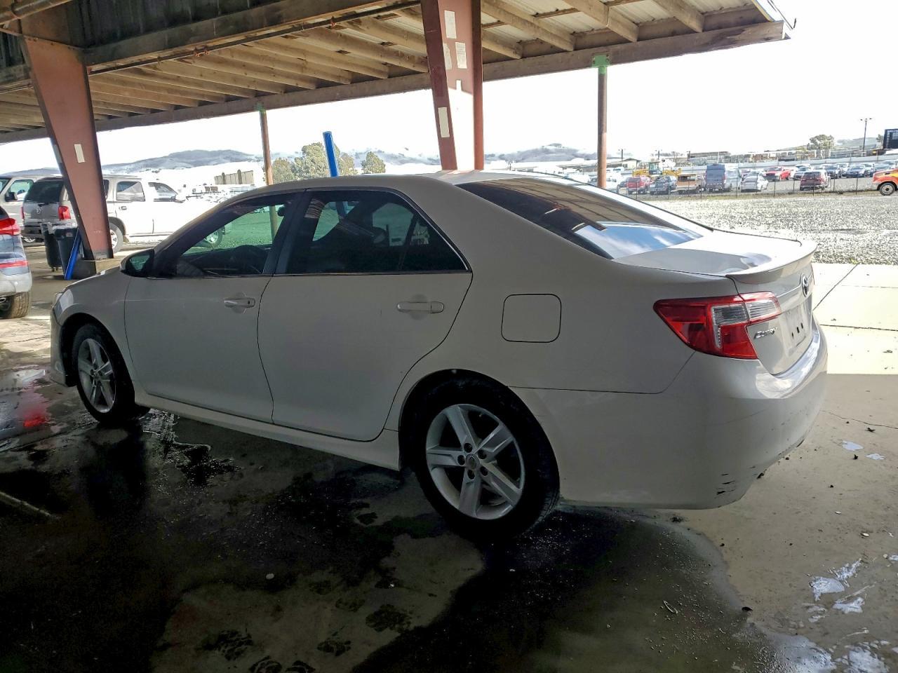 2012 TOYOTA CAMRY