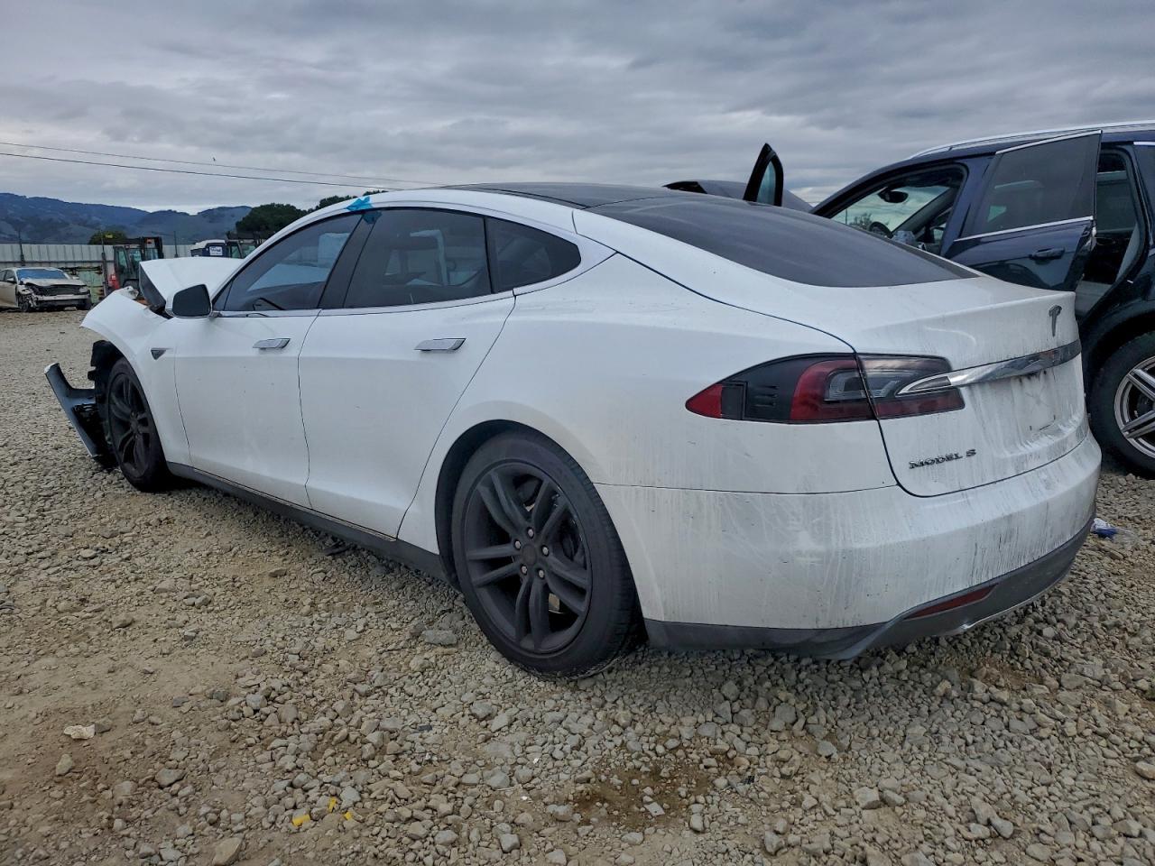 2013 TESLA MODEL S