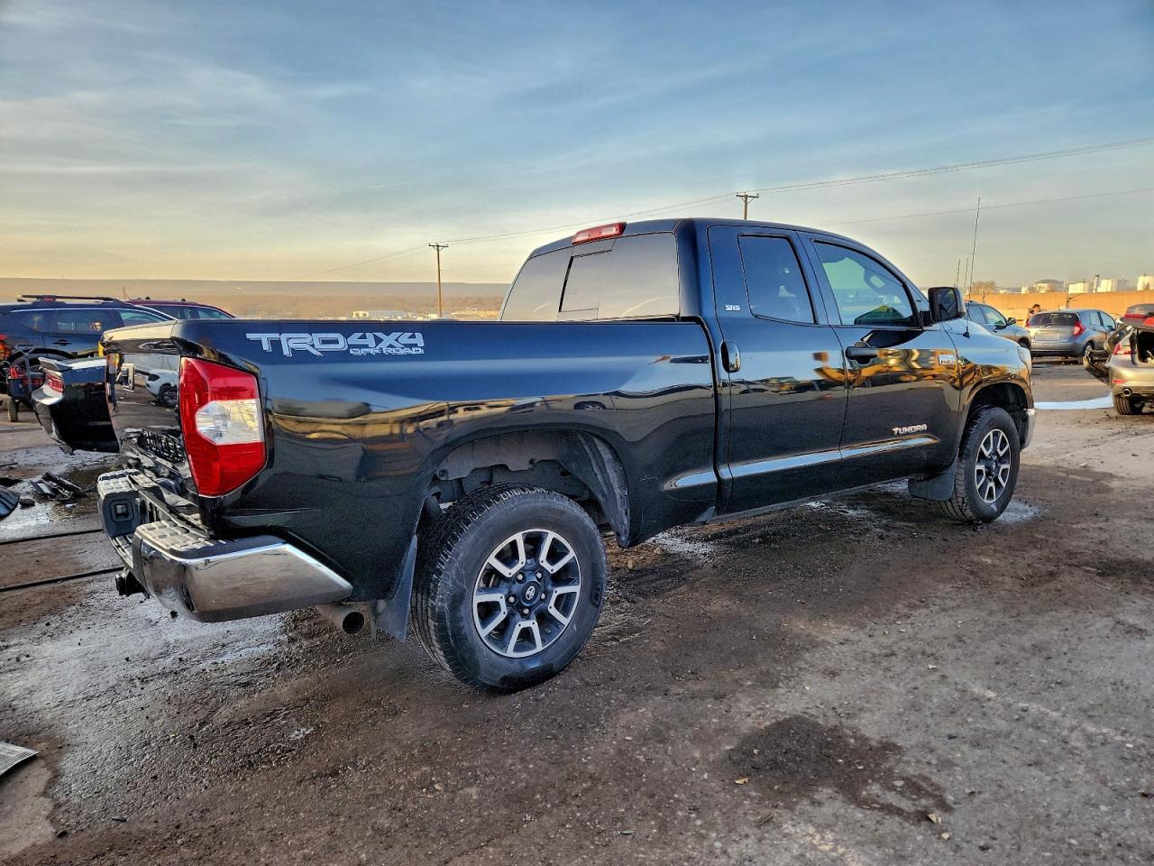 2019 TOYOTA TUNDRA