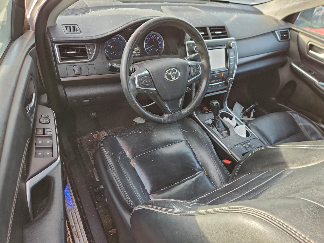 2017 TOYOTA CAMRY