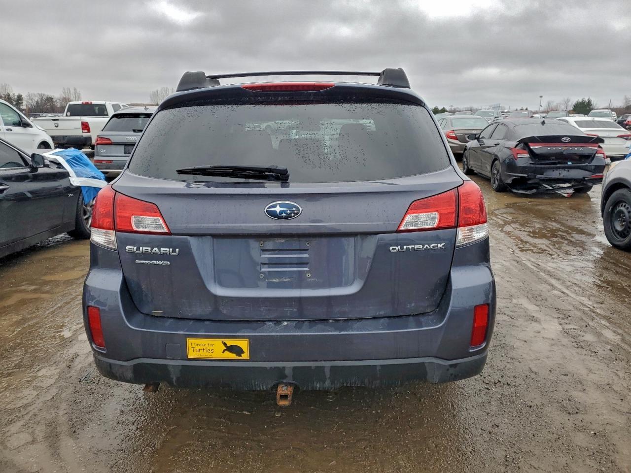 2014 SUBARU Outback