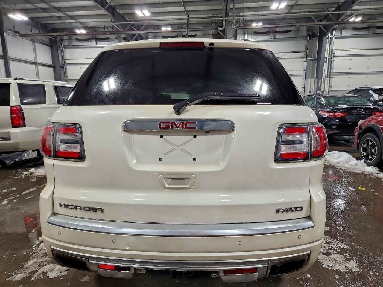 2014 GMC ACADIA