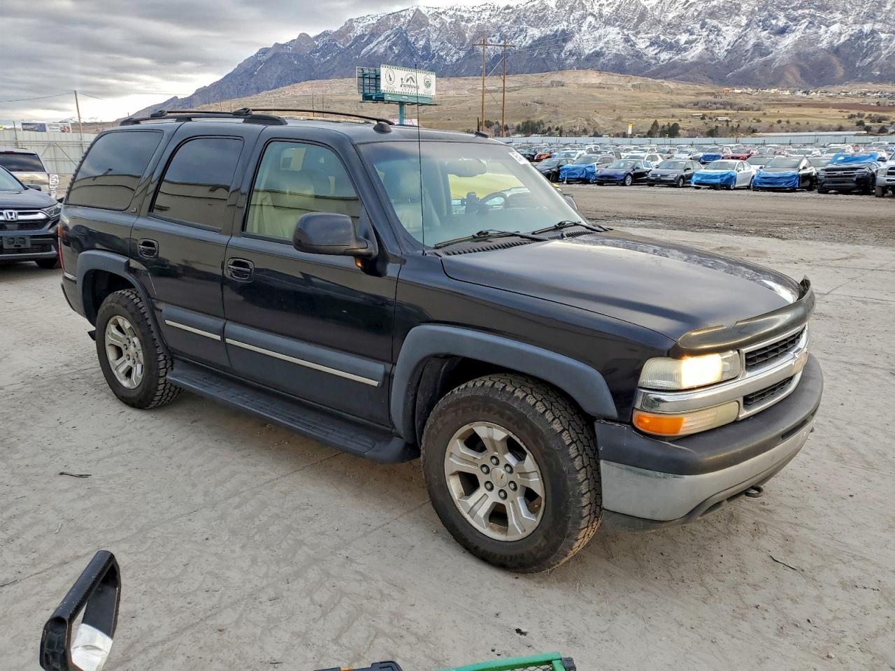 2004 CHEVROLET Tahoe