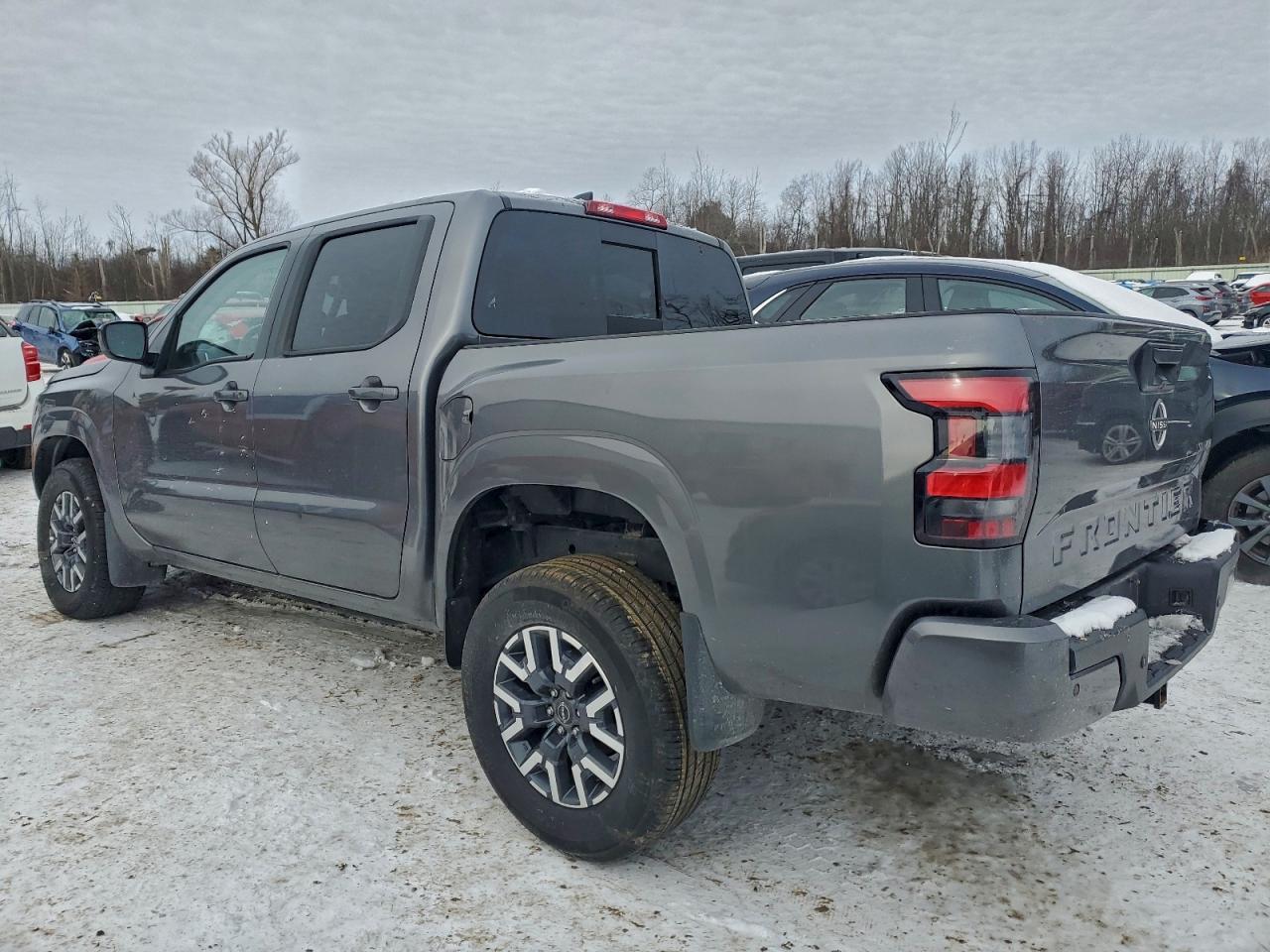 2024 NISSAN Frontier