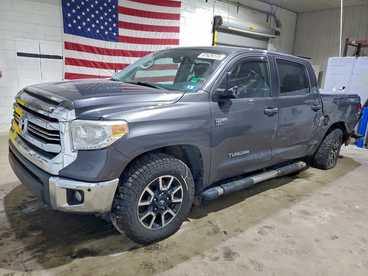 2016 TOYOTA TUNDRA