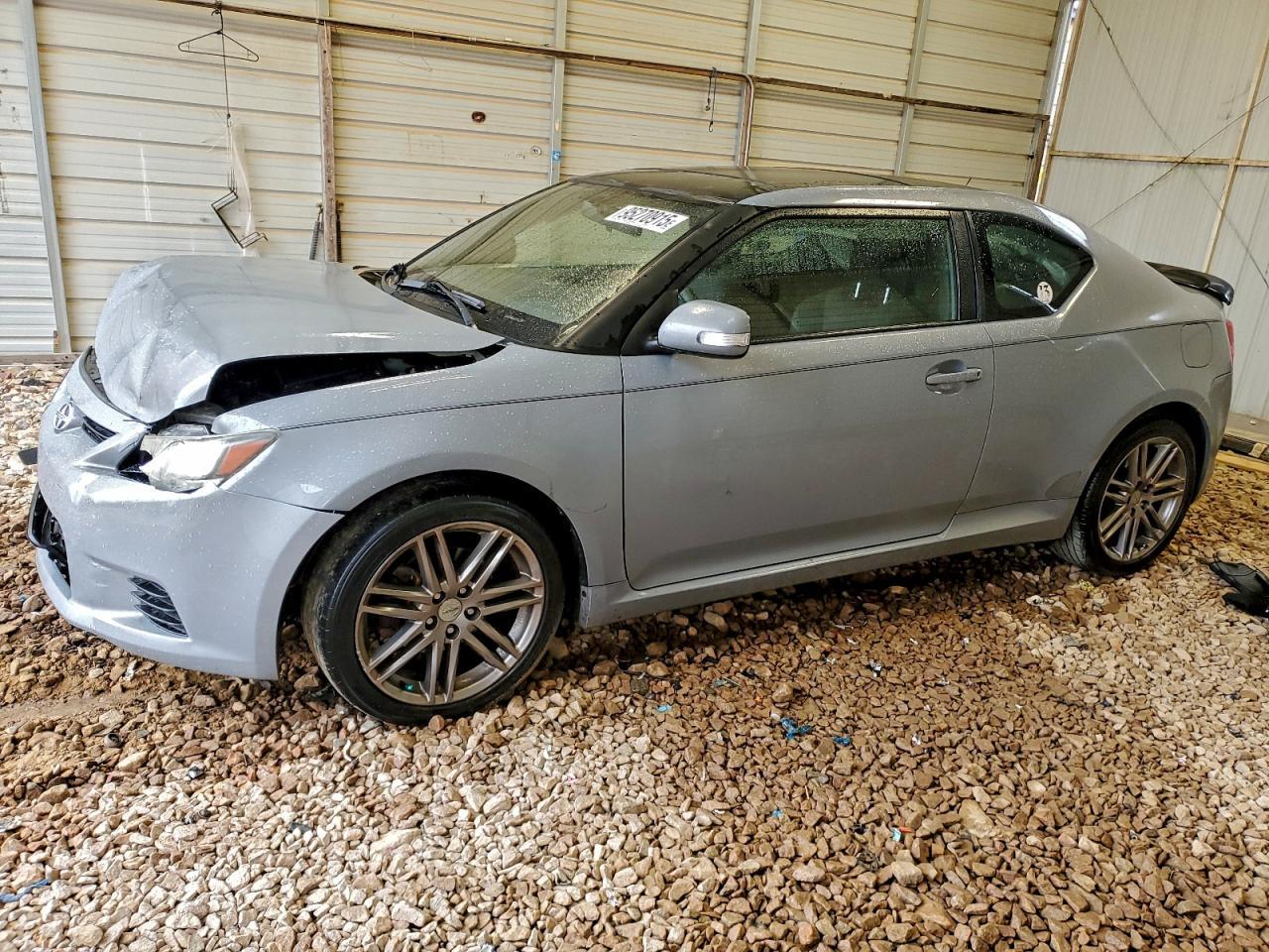 2011 TOYOTA SCION