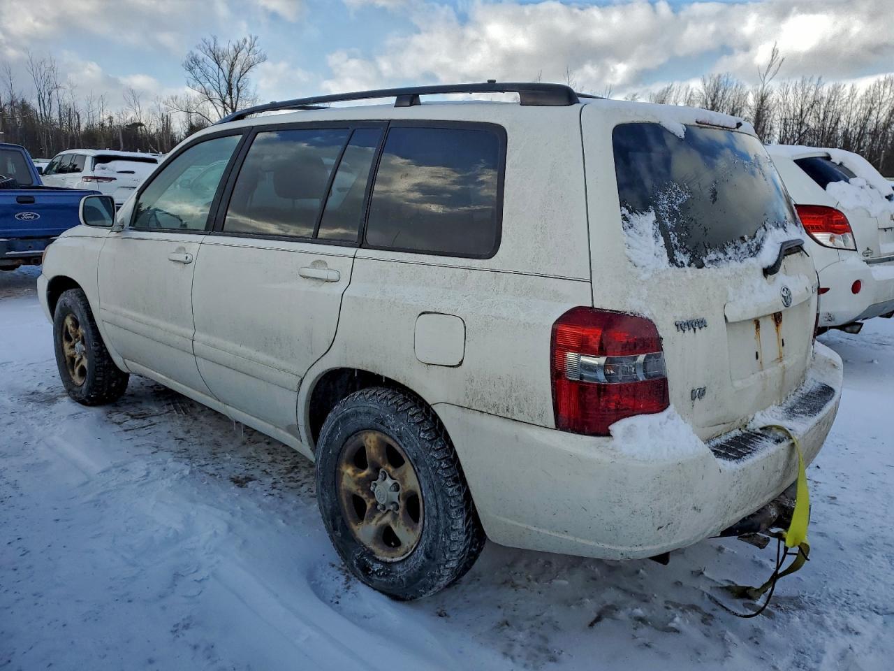 2004 TOYOTA HIGHLANDER