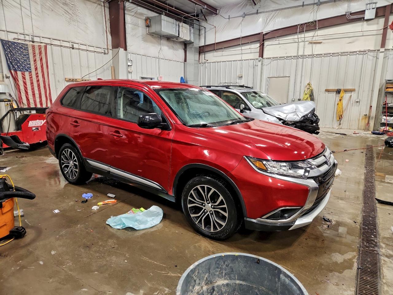 2018 MITSUBISHI outlander