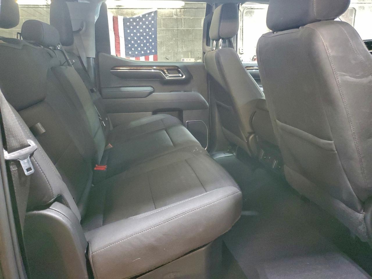 2023 GMC Sierra