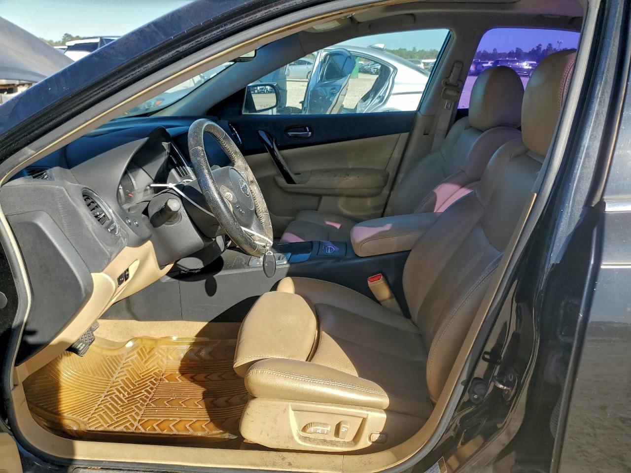 2009 NISSAN Maxima