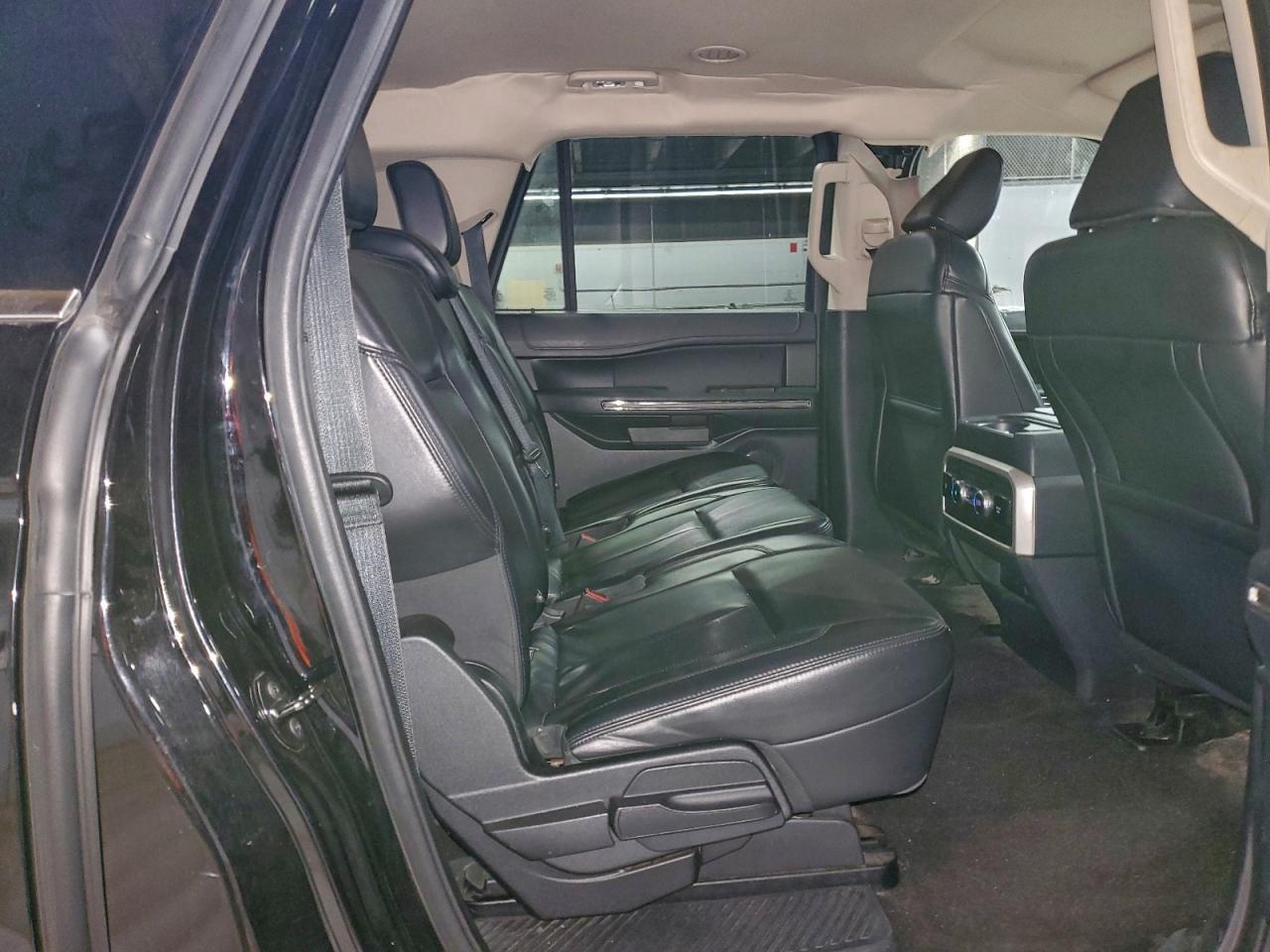 2022 FORD Expedition