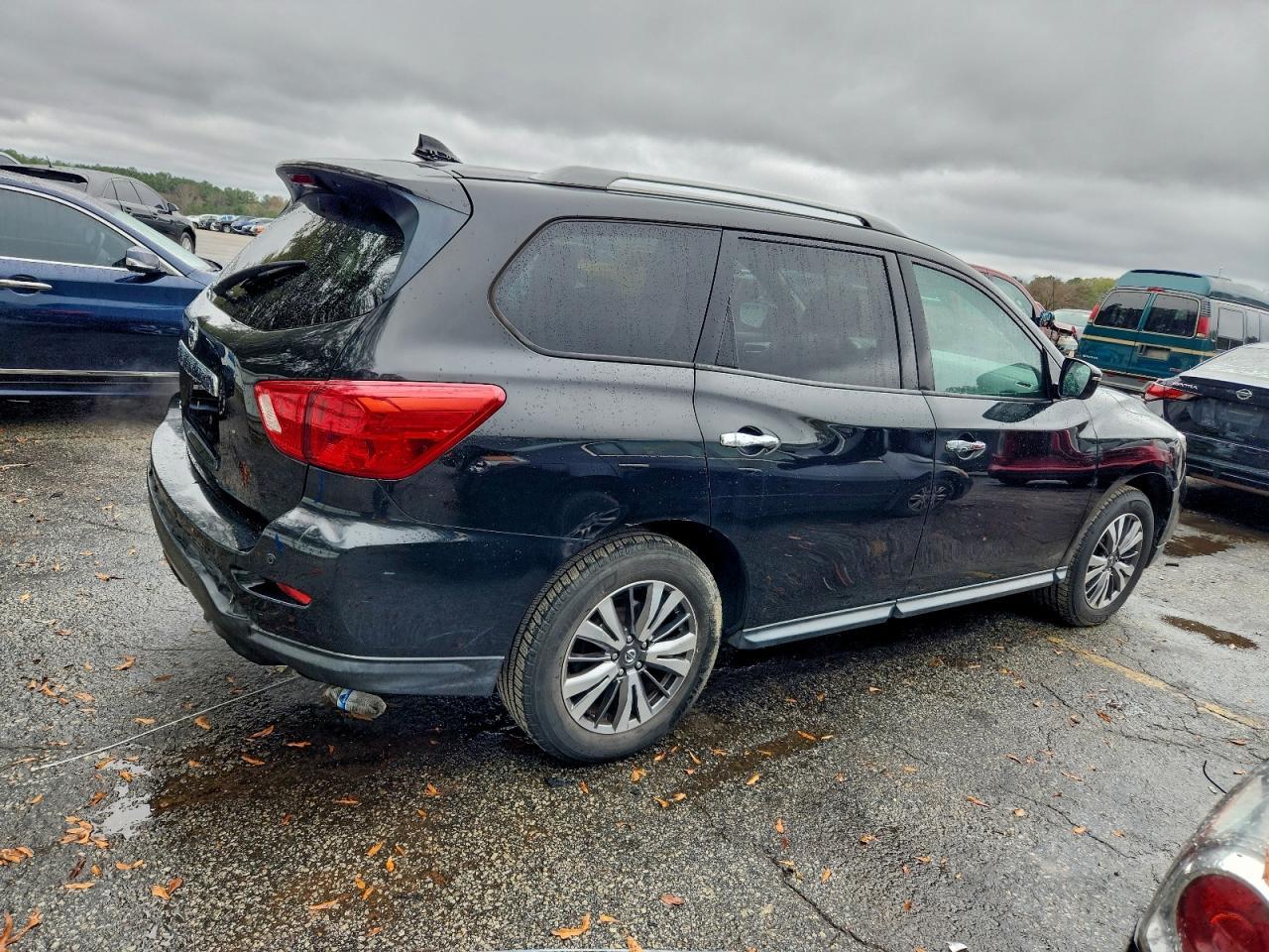 2019 NISSAN PATHFINDER