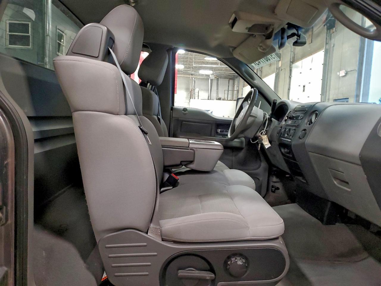 2004 FORD F-150