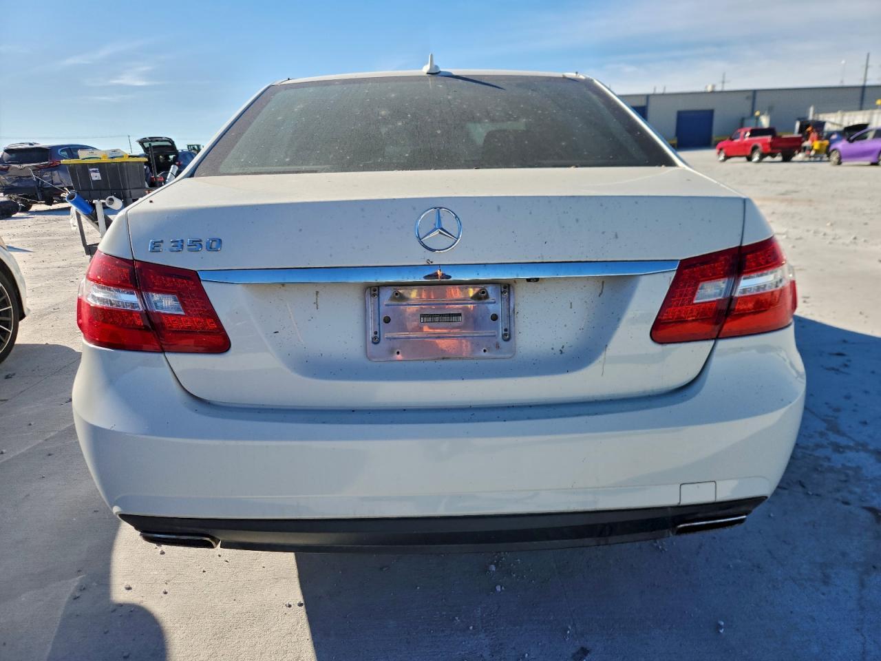 2010 MERCEDES-BENZ E-Class