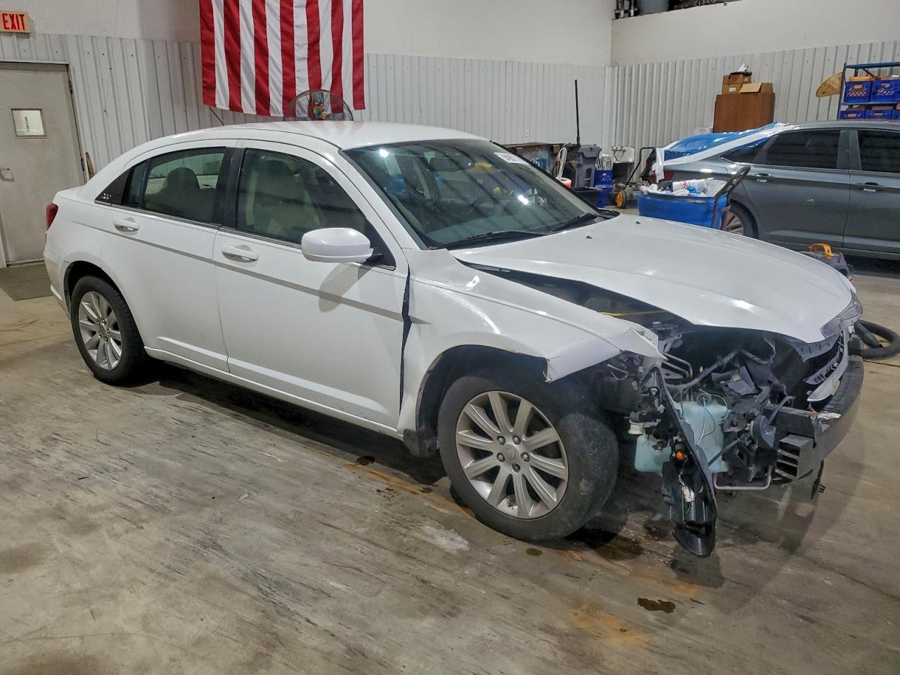 2014 CHRYSLER 200